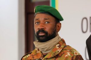 Mali : Assimi Goïta prend la tête du ministère de la Défense après la mort de Sadio Camara