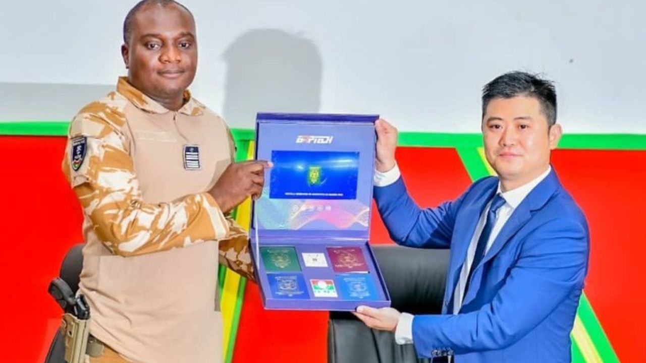 Nouveau passeport burkina