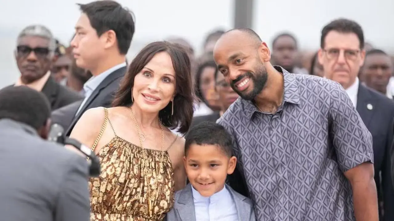 Sylvia Bongo Ondimba et son fils Noureddin
