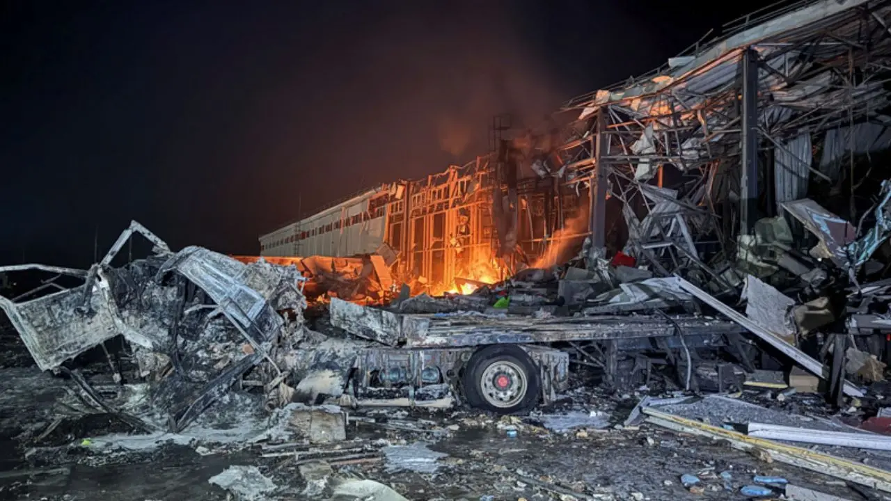 300 drones et 25 missiles russes