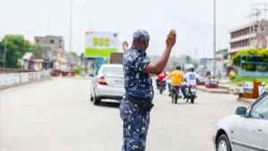 Respect du code de la route au Bénin : les conducteurs invités à circuler à droite de la chaussée